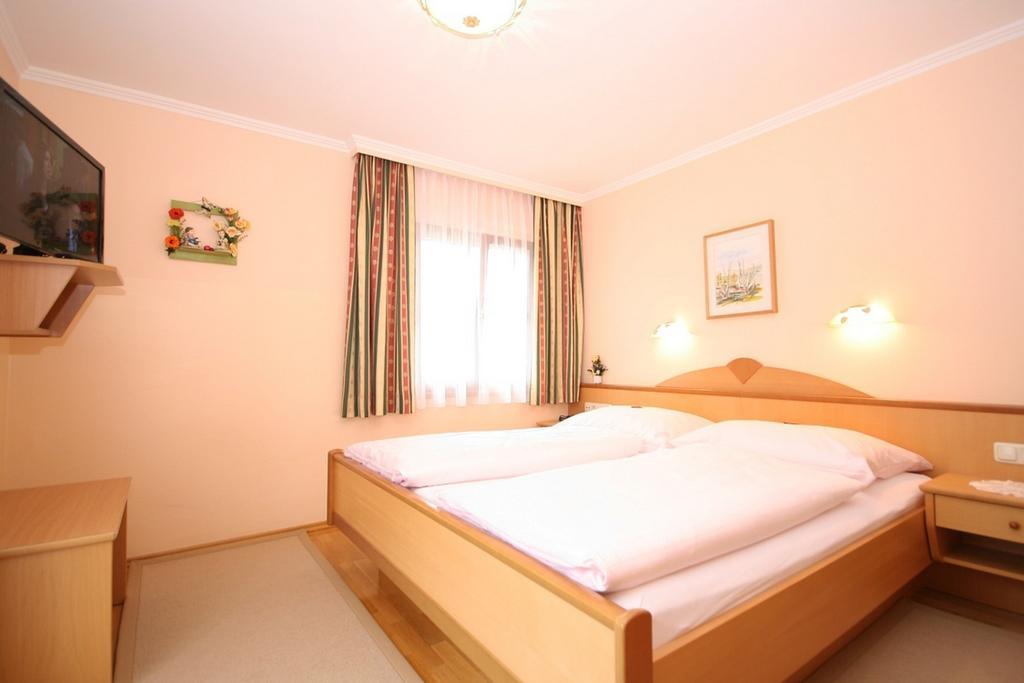 Haus Meissnitzer Haus im Ennstal Room photo