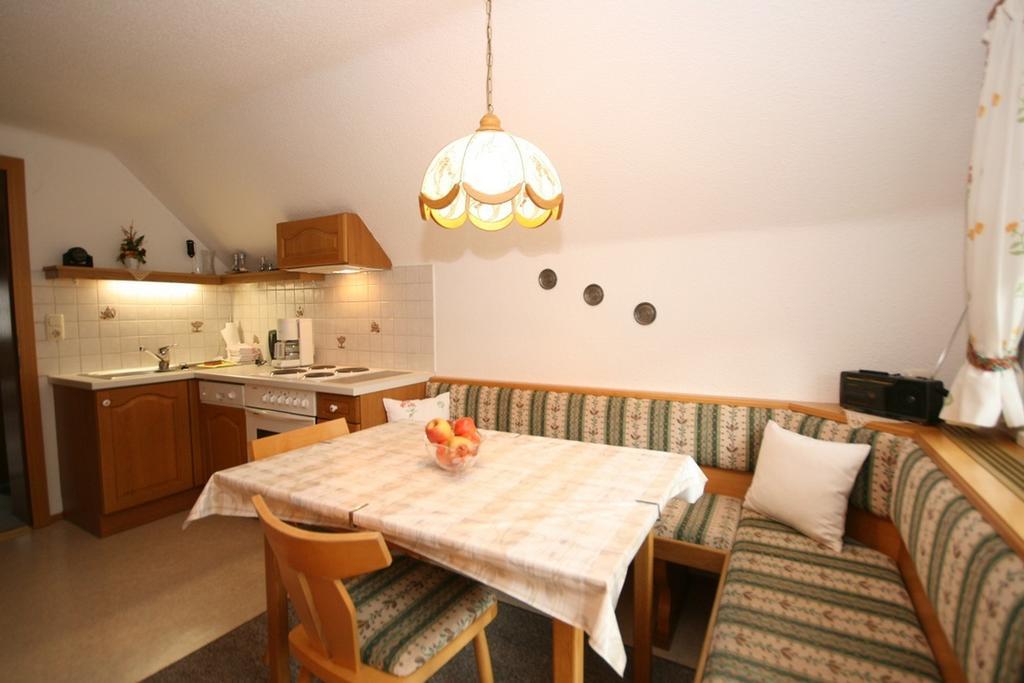 Haus Meissnitzer Haus im Ennstal Room photo